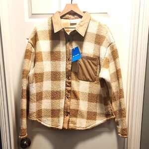 Columbia Womens Plaid Sherpa Jacket. Brand New